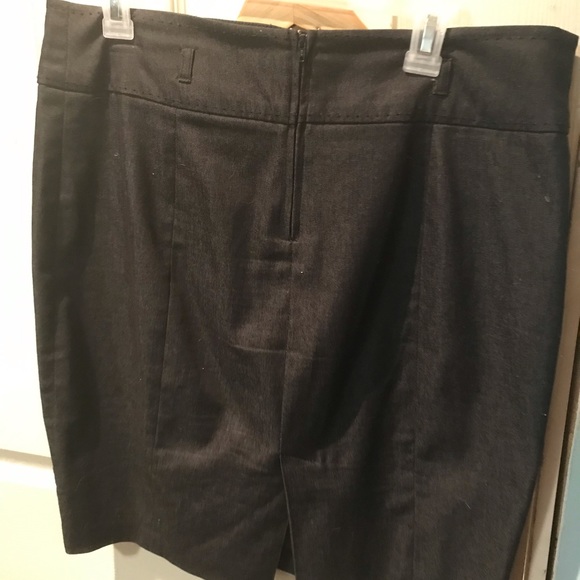 Dark Grey/Blue Smart Set Skirt - Picture 2 of 7